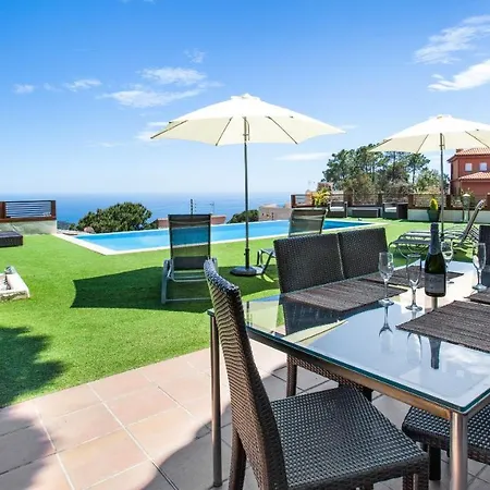 2 Brav - Villa Lloret de Mar